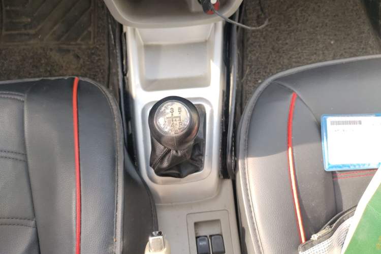 Used Changan Alsvin V3 2015 1.4L Manual Meiruan Model China V Standard