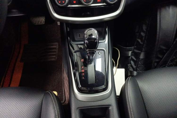 Used Nissan Tiida 2023 1.6L CVT Smart Drive Version
