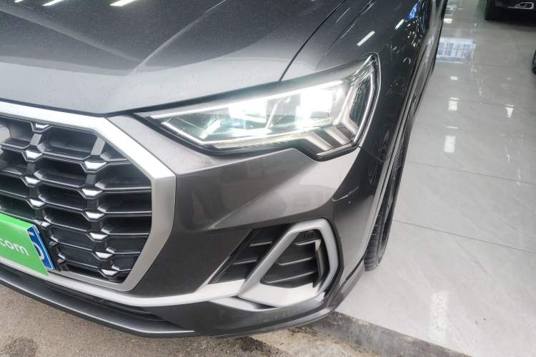 Used Audi Q3 2020 35 TFSI Fashion Dynamic Model
