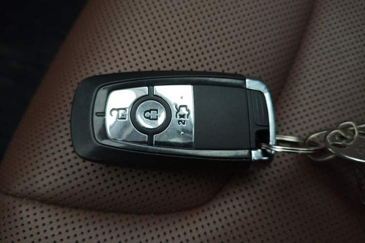 Used Lincoln Z 2024 2.0T Two-Wheel Drive Luxury Hybrid Version