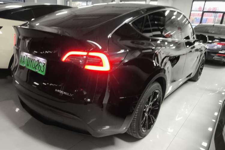 Used Tesla Model Y 2022 Rear-Wheel-Drive Version