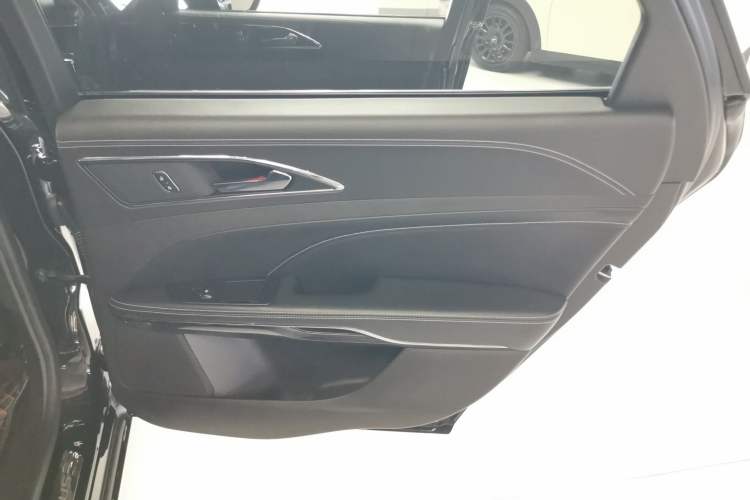 Used Ford Taurus 2018 EcoBoost 245 Premier Edition China VI Standard
