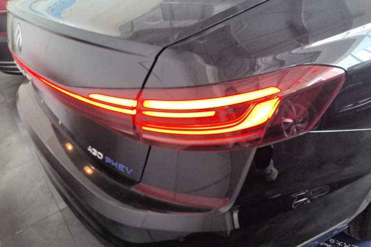 Used Volkswagen Passat New Energy 2025 430 PHEV Hybrid Business Edition