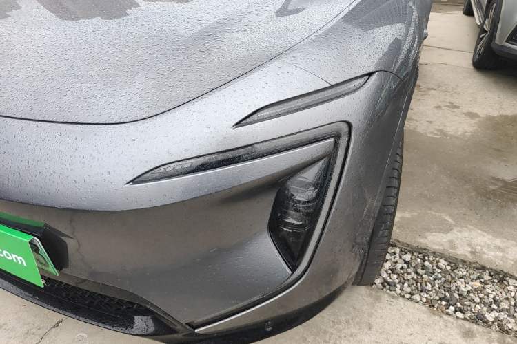 Used  07 2024 Max Extended-Range Edition
