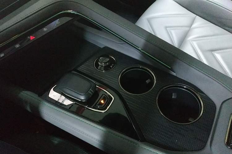 Used Zeekr 001 2021 Ultra-Long Range Dual-Motor YOU Version
