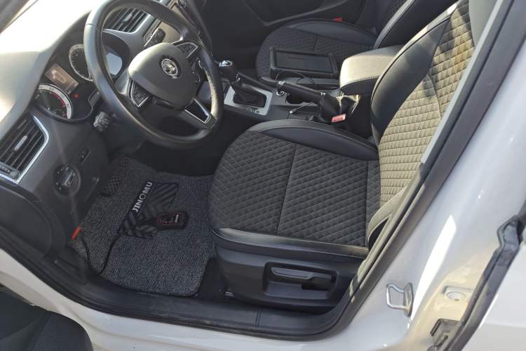 Used Skoda Octavia 2018 TSI230 DSG Luxury Edition
