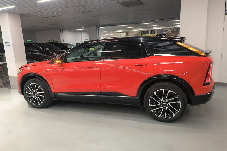 Used Cadillac OPTIQ 2024 Four-Wheel Drive Long-Range Version
