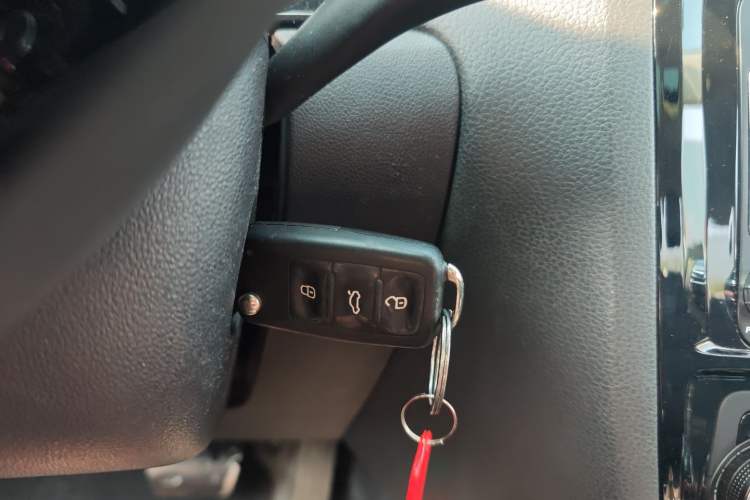 Used Volkswagen Sagitar 2015 1.6L Automatic Comfort Model