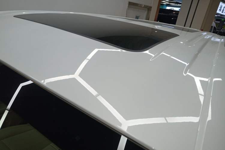 Used VOYAH Dream 2025 PHEV Four-Wheel Drive Prestige Kunpeng Edition
