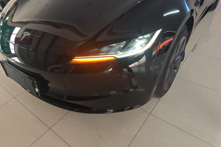 Used Tesla Model 3 2023 Long-Range All-Wheel-Drive Version