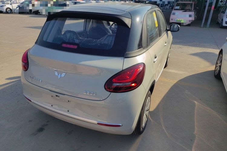 Used Wuling Bingo 2024 203km Light Edition
