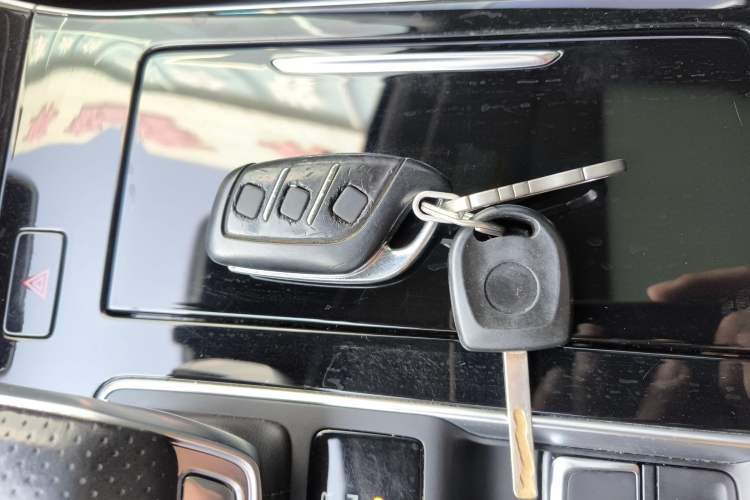 Used  ER6 2020 620 km Smart Edition