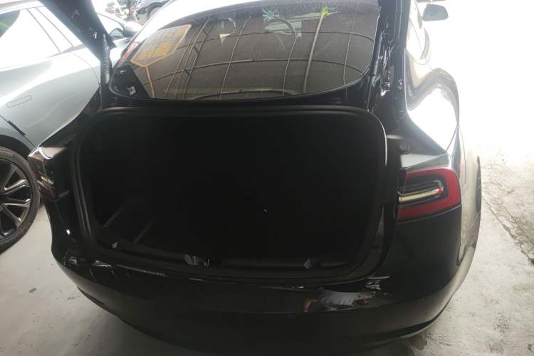 Used Tesla Model 3 2022 Rear-Wheel-Drive Version
