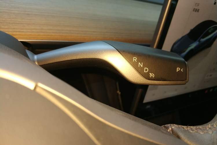 Used Tesla Model Y 2022 Rear-Wheel-Drive Version
