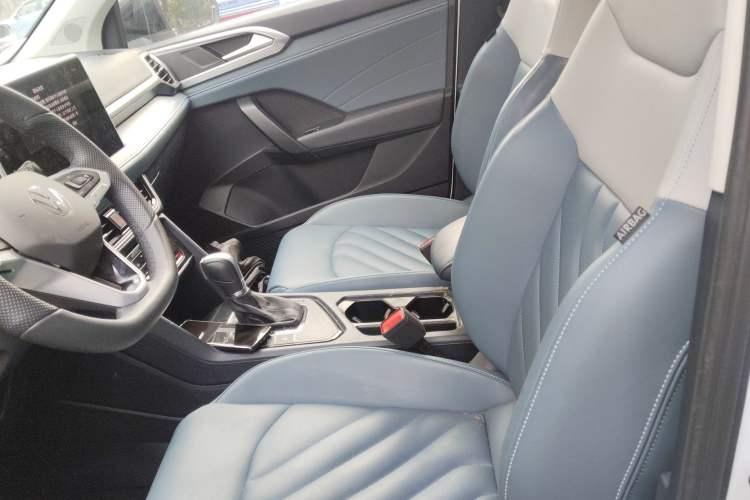 Used Volkswagen Tharu 2024 300TSI Two-Wheel-Drive Moon Luxury Edition