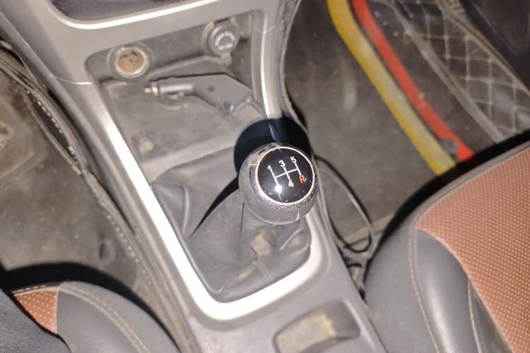 Used BYD F3 2015 Energy-Saving Edition 1.5L Manual Luxury Model
