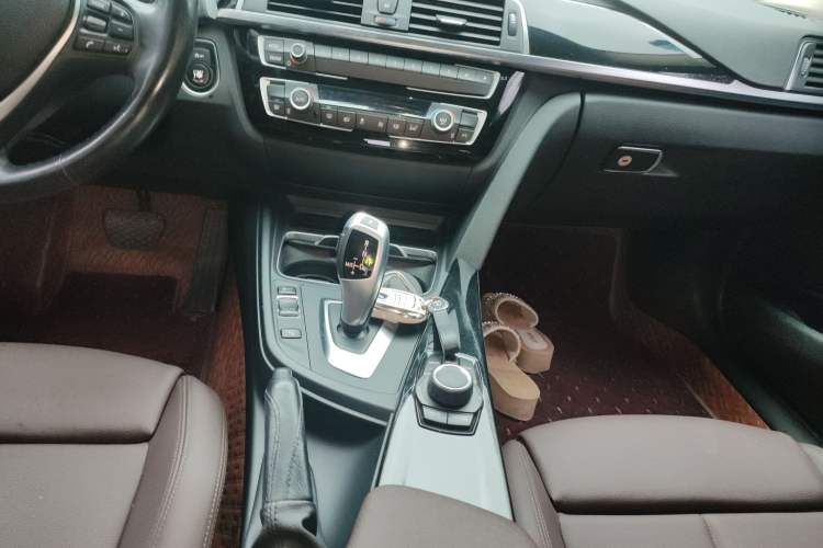 Used BMW 3 Series 2018 320Li Fashion Model
