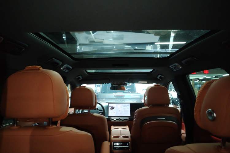 Used Li Auto L8 2023 Pro Model
