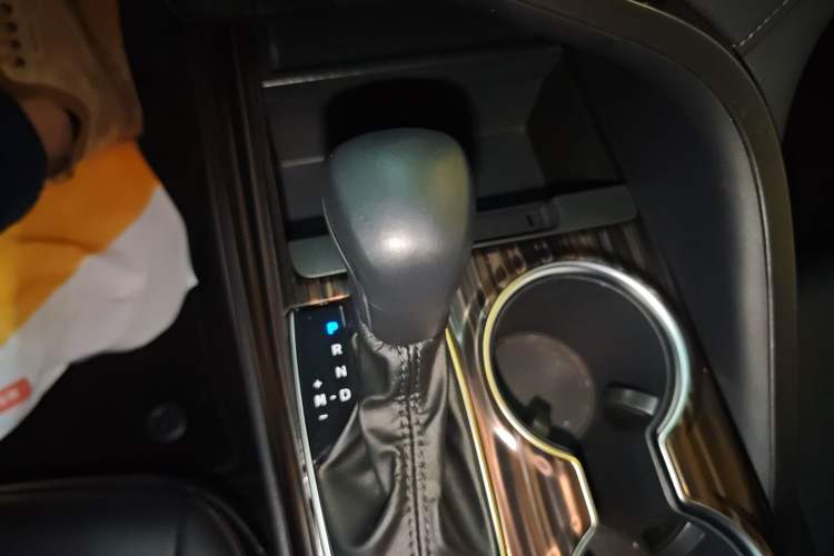 Used Toyota Camry 2019 Revised Version 2.0G Luxury Edition