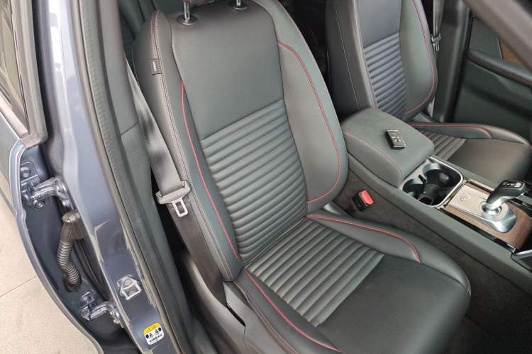 Used Land Rover Discovery Sport 2021 249 PS R-Dynamic SE Performance Tech Edition 5 Seats