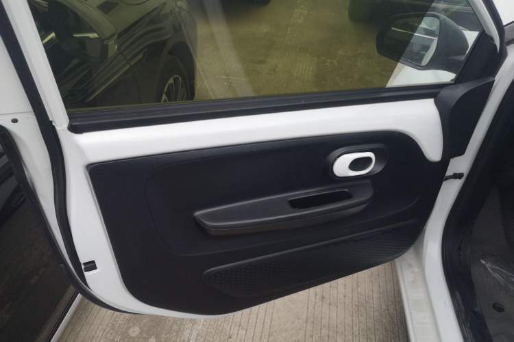 Used Roewe Clever 2021 302km Excellence Edition
