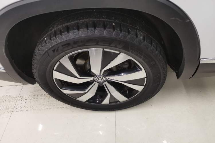 Used Volkswagen Tayron 2021 330TSI Two-Wheel Drive 30th Anniversary Edition
