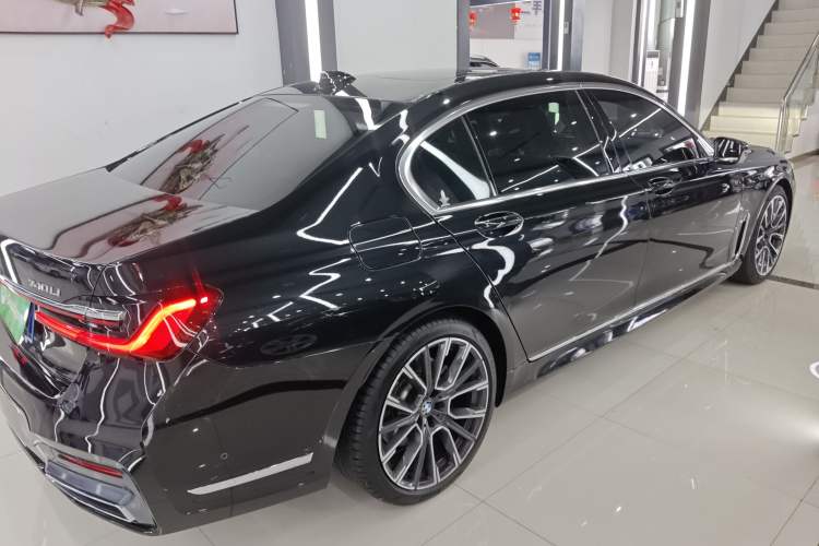 Used BMW 7 Series 2019 Restyled 740Li Leading Edition M Sport Package
