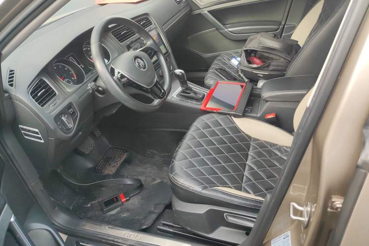 Used Volkswagen Golf 2016 230TSI Automatic Comfort Version