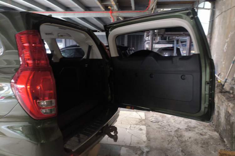 Used Haval H9 2017 2.0T Diesel 4x4 Luxury 7-Seater
