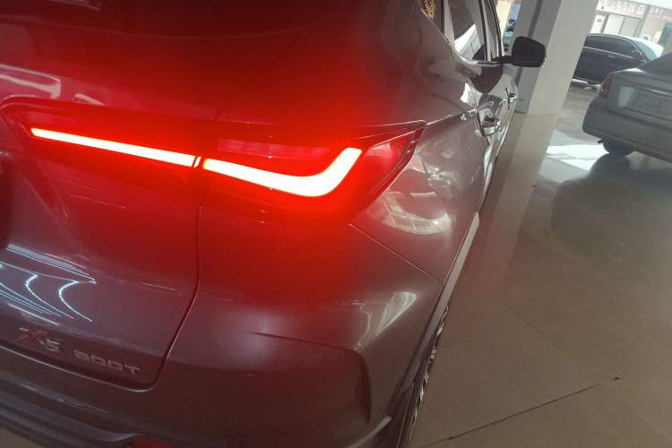 Used Oshan X5 2021 Revised Version 1.5T DCT Luxury Edition