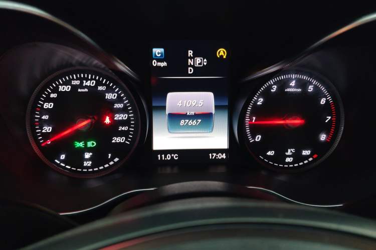 Used Mercedes-Benz C-Class 2015 Facelift C 200 L
