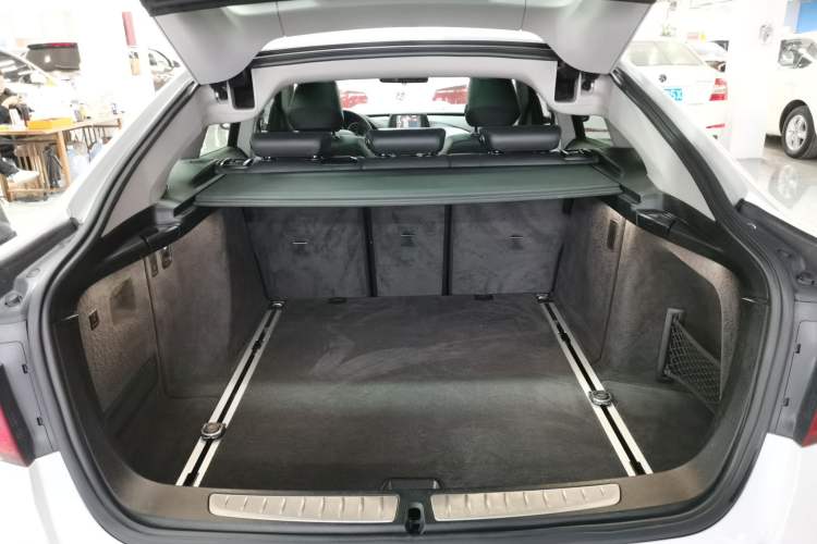 Used BMW 3 Series GT 2013 320i Leading Model
