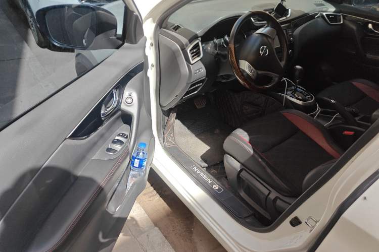 Used Nissan Qashqai 2017 2.0L CVT Smart Enjoyment Version China VI Standard