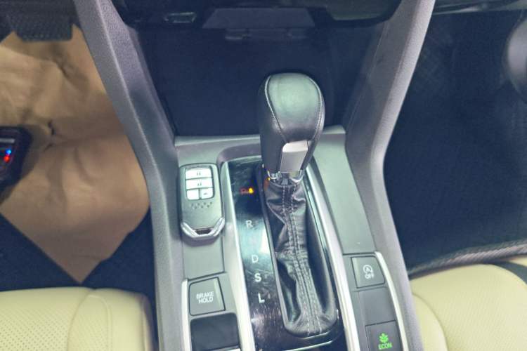 Used Honda Civic 2016 220TURBO CVT Prestige Edition