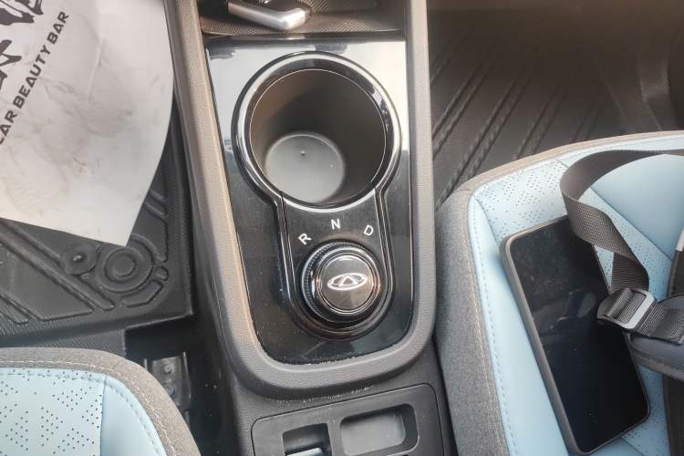 Used Chery Little Ant 2022 Sweet Pink Edition Half-Sugar Version 3-Cell Lithium 30kW 301km
