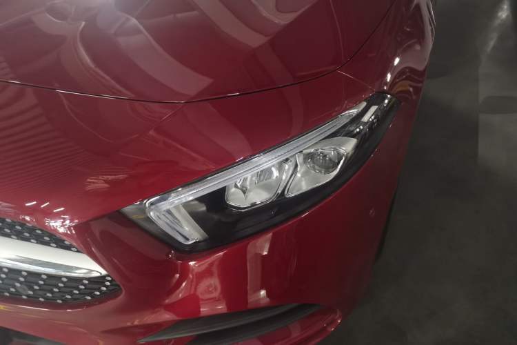 Used Mercedes-Benz A-Class 2022 Revised Version A 200 L Sport Sedan Fashionable Style
