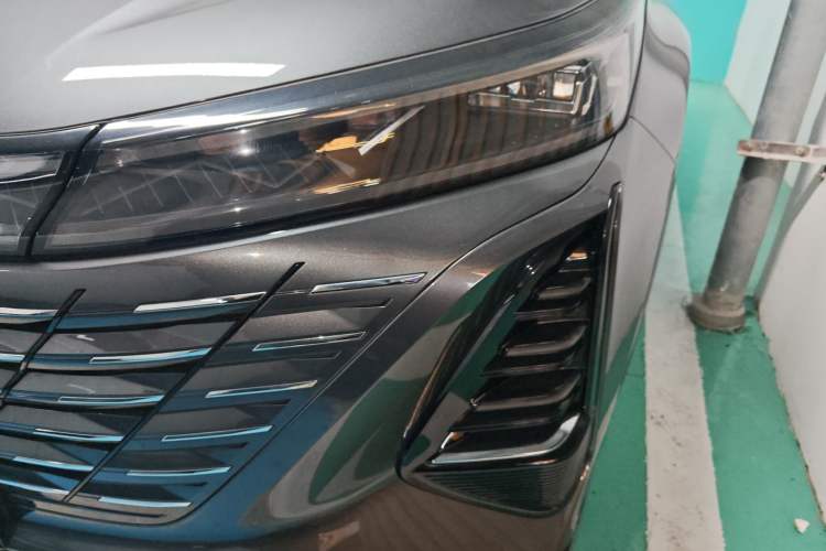 Used Changan CS75 PLUS 2024 3rd Generation Champion Edition 1.5T Intelligent Drive Dynamic Model
