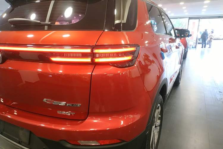 Used Changan CS55PLUS 2020 1.5T Automatic Colorful Model
