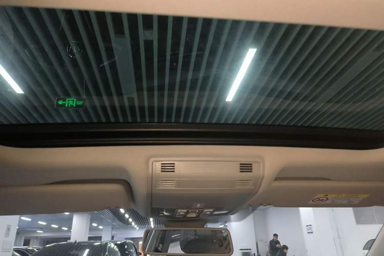 Used Volkswagen Sagitar 2023 300TSI DSG Excellence Edition
