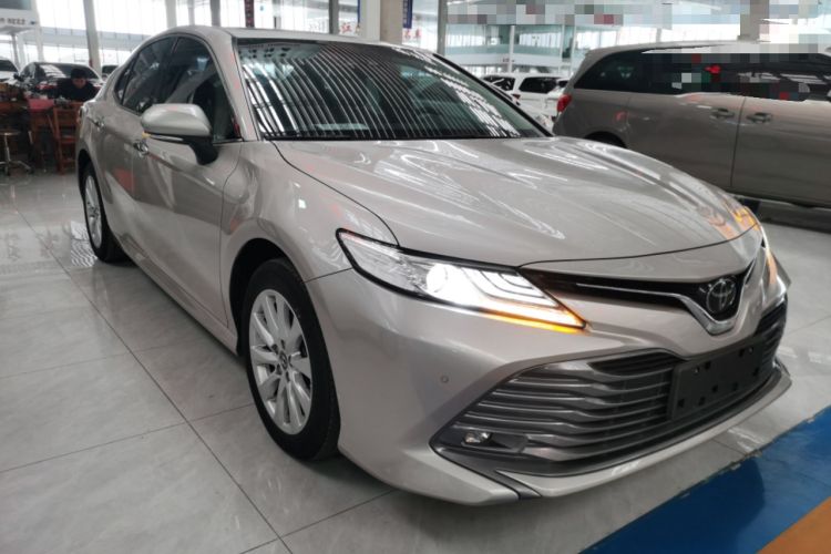 Used Toyota Camry 2019 Revised Version 2.0G Luxury Edition