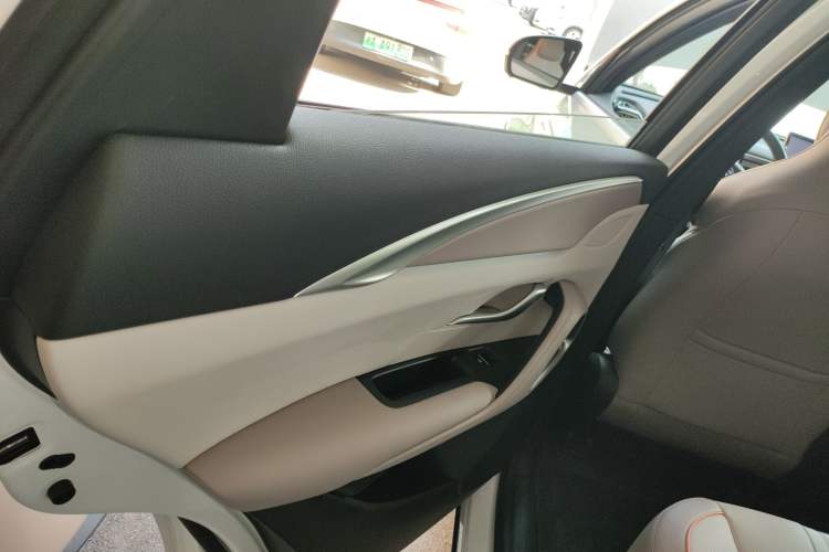 Used BYD Song Pro New Energy 2024 HONOR Edition DM-i 110KM Excellence Model
