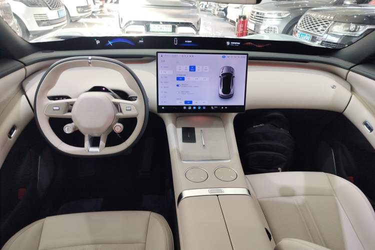 Used  YU7 2025 Ultra-Long Range Rear-Wheel Drive Version
