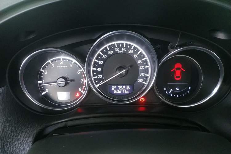 Used Mazda CX-5 2015 2.5L Automatic 4x4 Flagship Model
