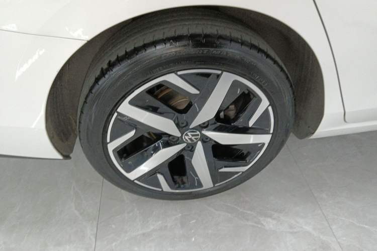 Used Volkswagen Lamando 2022 Lavida L 280TSI DSG Cool & Spicy Edition
