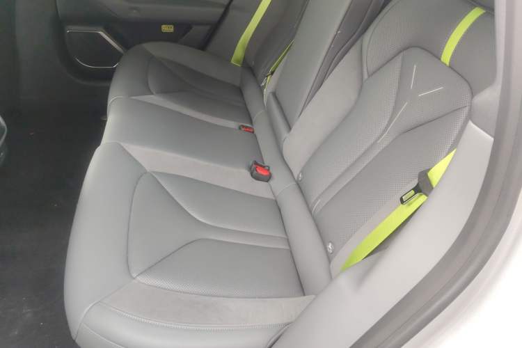 Used XPeng P7 2025 Model—702 Long Range Ultra
