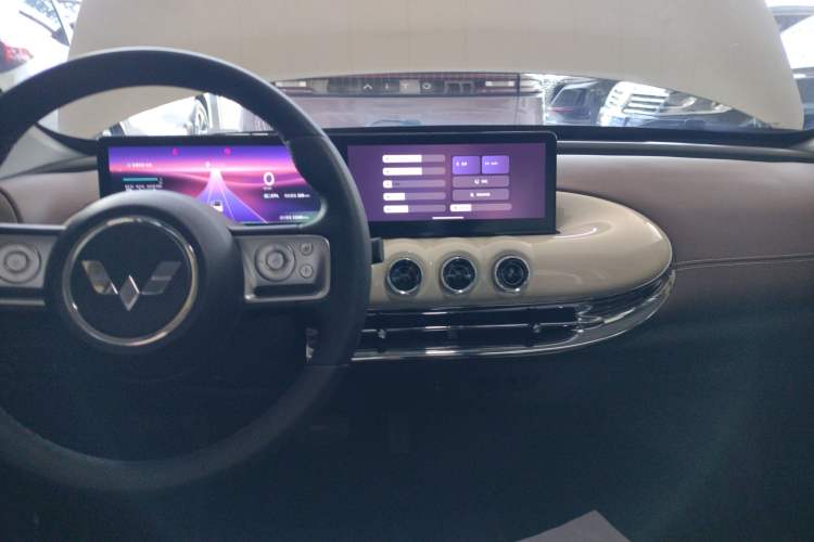 Used Wuling Bingo 2023 410 km Lingxi Deluxe Edition
