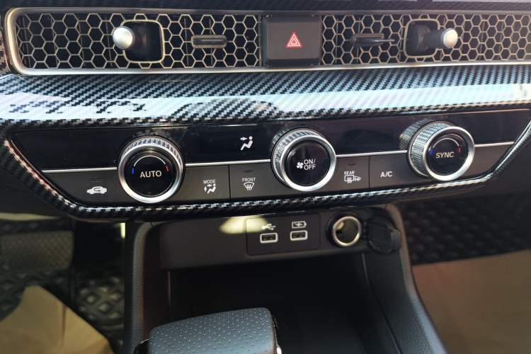 Used Honda Civic 2022 240TURBO CVT Dynamic Edition