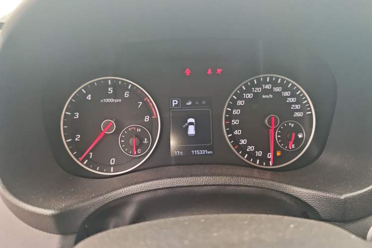 Used Hyundai ix25 2016 1.6T Dual-Clutch Two-Wheel Drive Smart GLS Model
