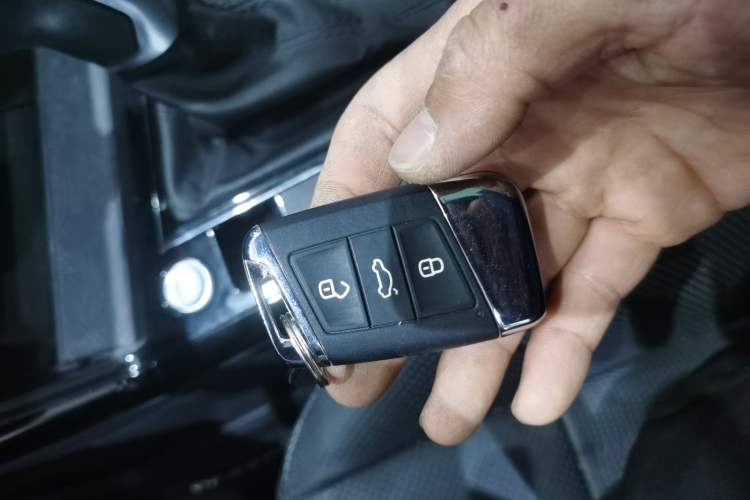 Used Volkswagen Passat 2022 330TSI Luxury Edition
