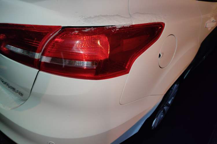 Used Ford Focus 2017 Sedan 1.6L Automatic Fashion Edition Smart Drive Version